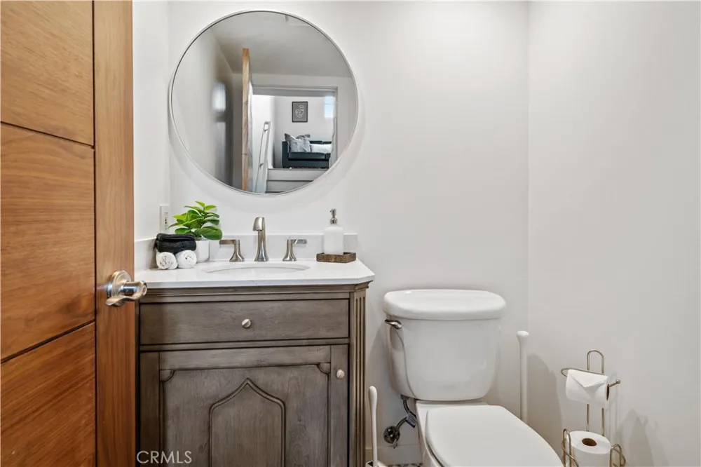 27612 Nugget #5 Canyon Country, CA 91387