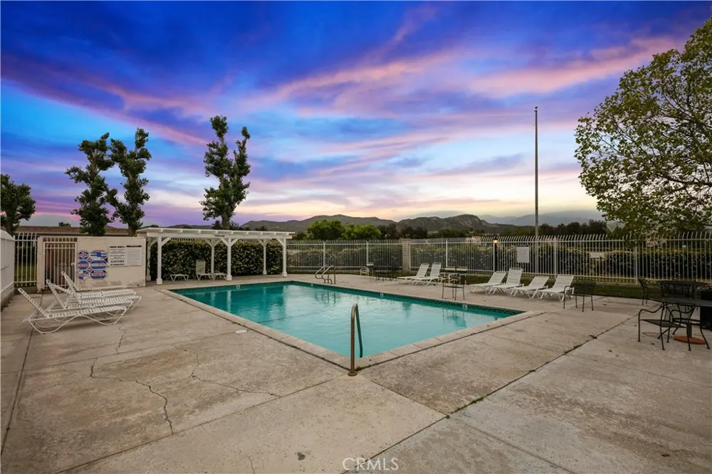 27612 Nugget #5 Canyon Country, CA 91387