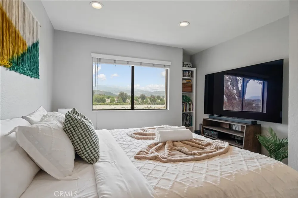 27612 Nugget #5 Canyon Country, CA 91387