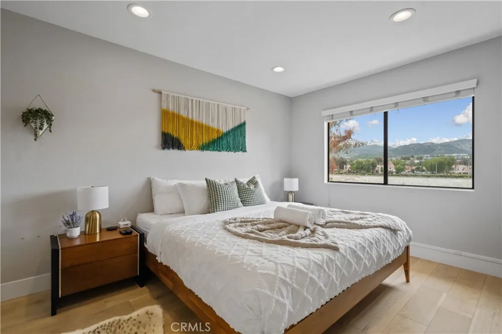 27612 Nugget #5 Canyon Country, CA 91387
