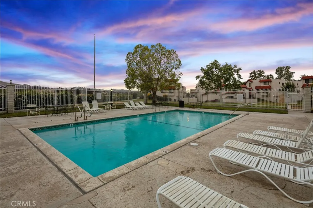 27612 Nugget #5 Canyon Country, CA 91387