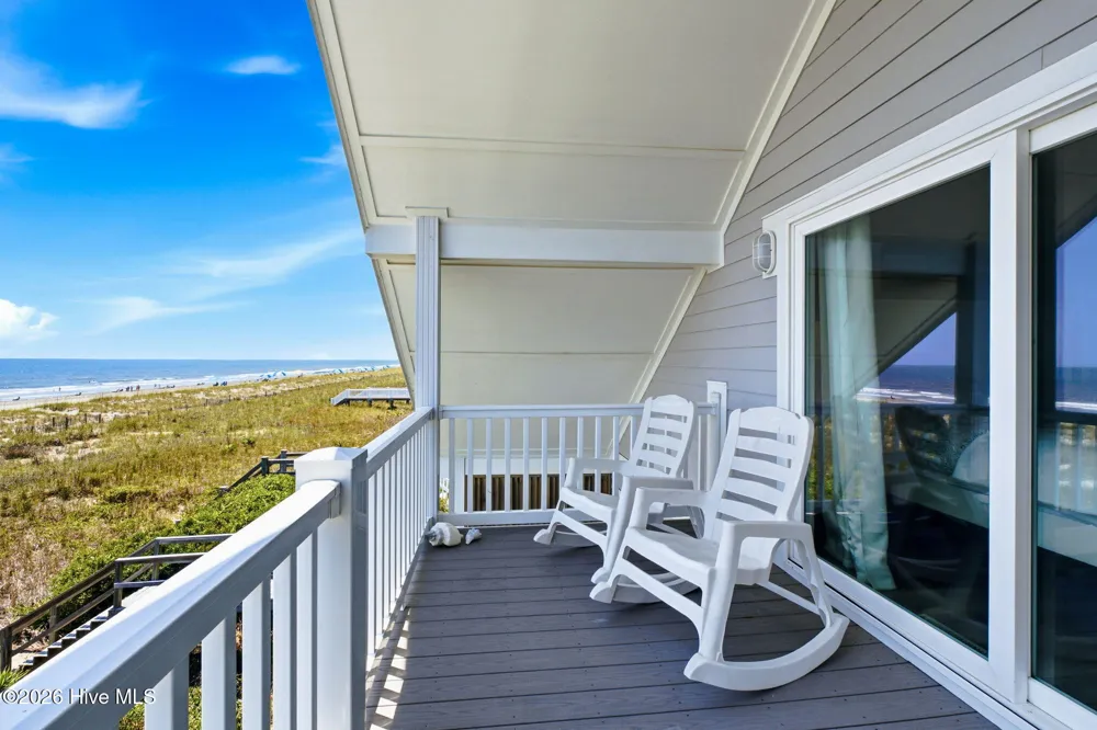 177 Ocean Boulevard W Holden Beach, NC 28462