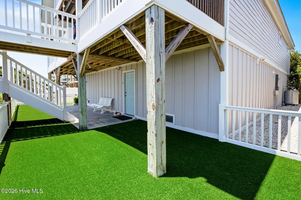177 Ocean Boulevard W Holden Beach, NC 28462