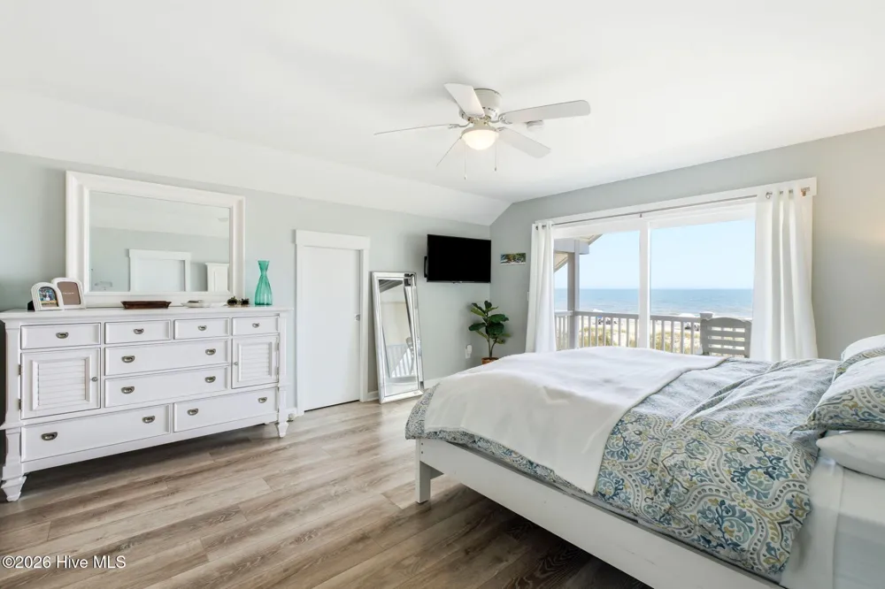 177 Ocean Boulevard W Holden Beach, NC 28462