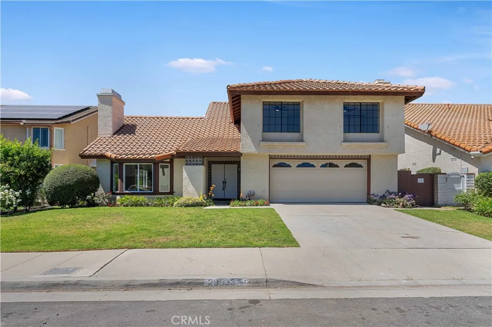 29033 Hollow Oak Court Agoura Hills, CA 91301