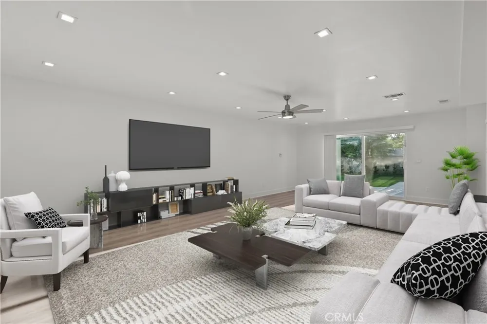 6051 Teesdale Avenue Valley Glen, CA 91606