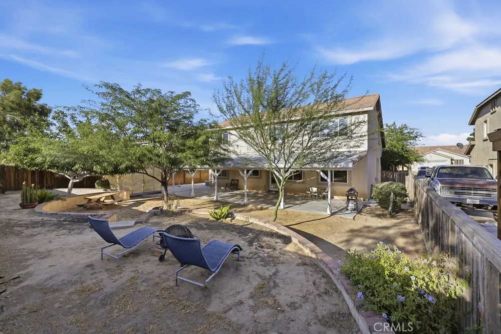 38519 37th E Palmdale, CA 93550