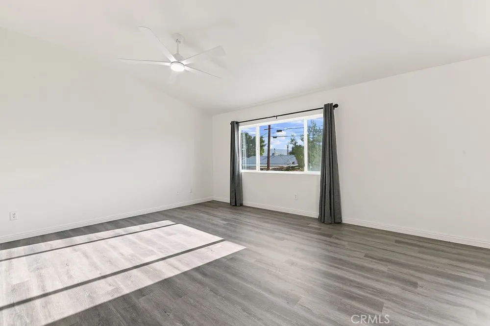 38519 37th E Palmdale, CA 93550