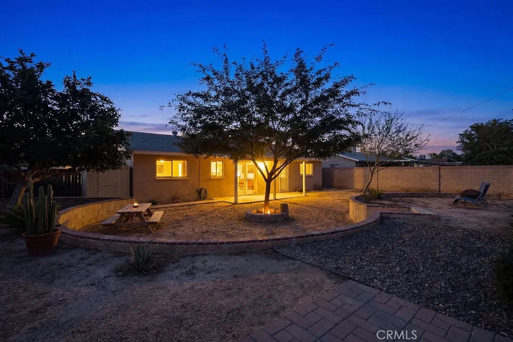 38519 37th E Palmdale, CA 93550
