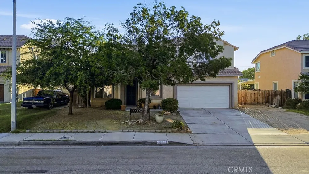38519 37th E Palmdale, CA 93550