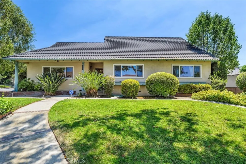 1152 Northwestern Drive Claremont, CA 91711