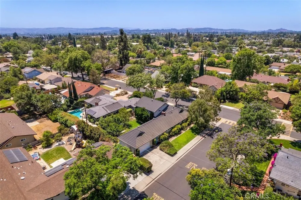 1152 Northwestern Drive Claremont, CA 91711