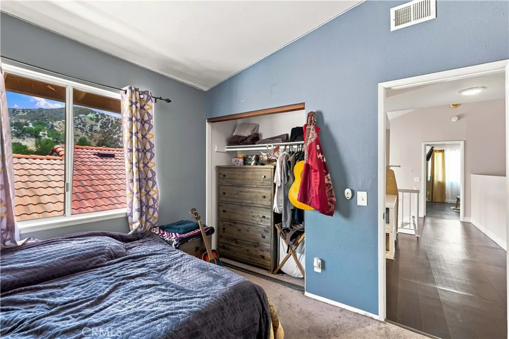 19322 Old Friend Road Canyon Country, CA 91351