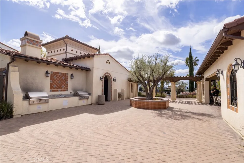 20329 Paseo Los Arcos Porter Ranch, CA 91326