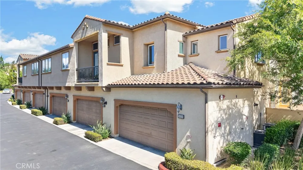 20329 Paseo Los Arcos Porter Ranch, CA 91326