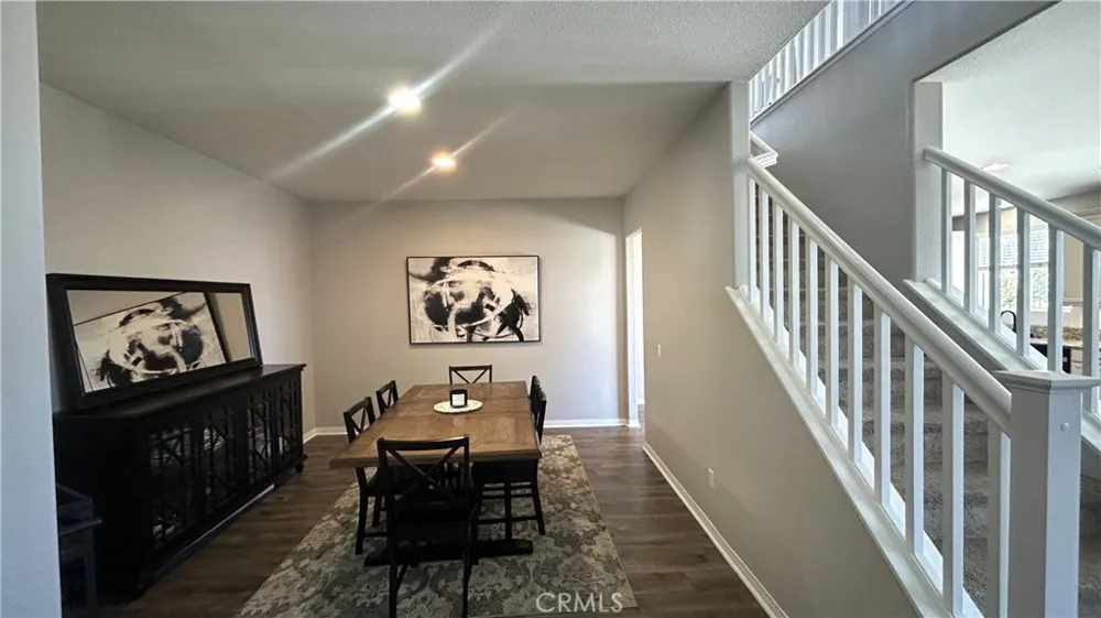 28060 Linda Lane Saugus, CA 91350