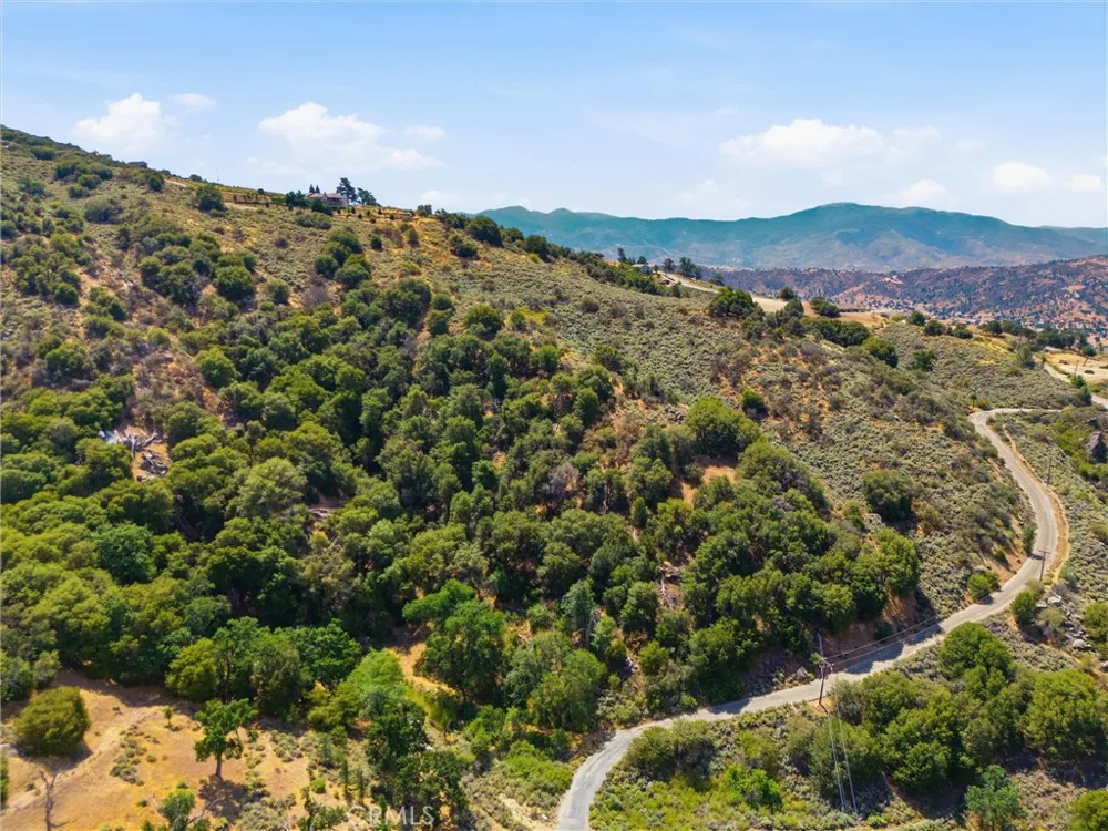 25200 Campground Tehachapi, CA 93561