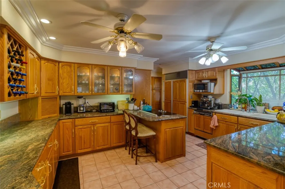 8315 Canterbury Avenue Sun Valley, CA 91352