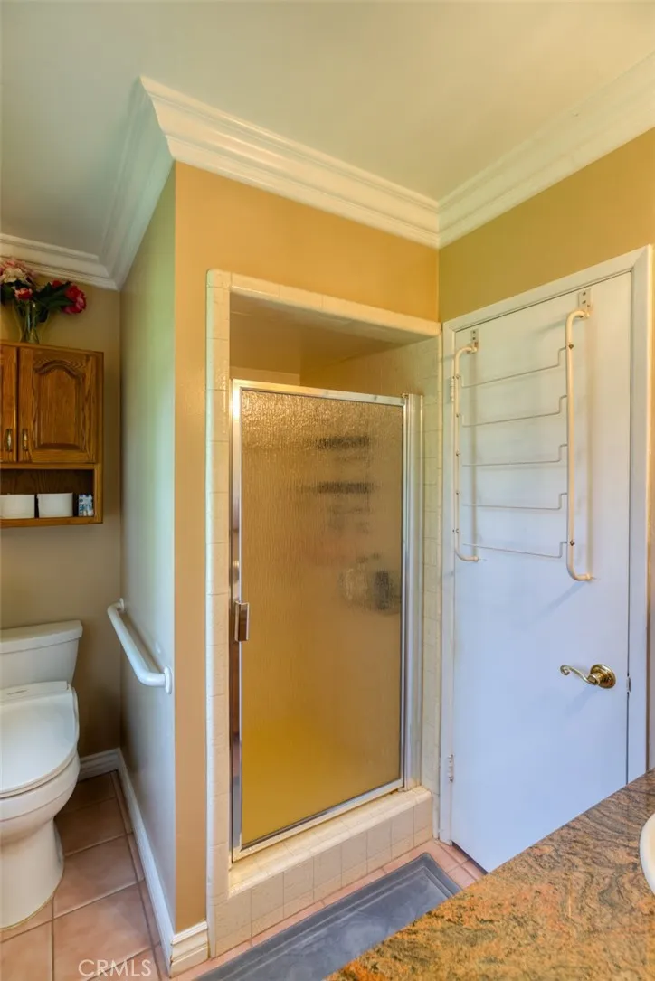 8315 Canterbury Avenue Sun Valley, CA 91352