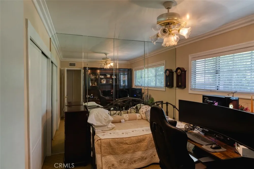 8315 Canterbury Avenue Sun Valley, CA 91352