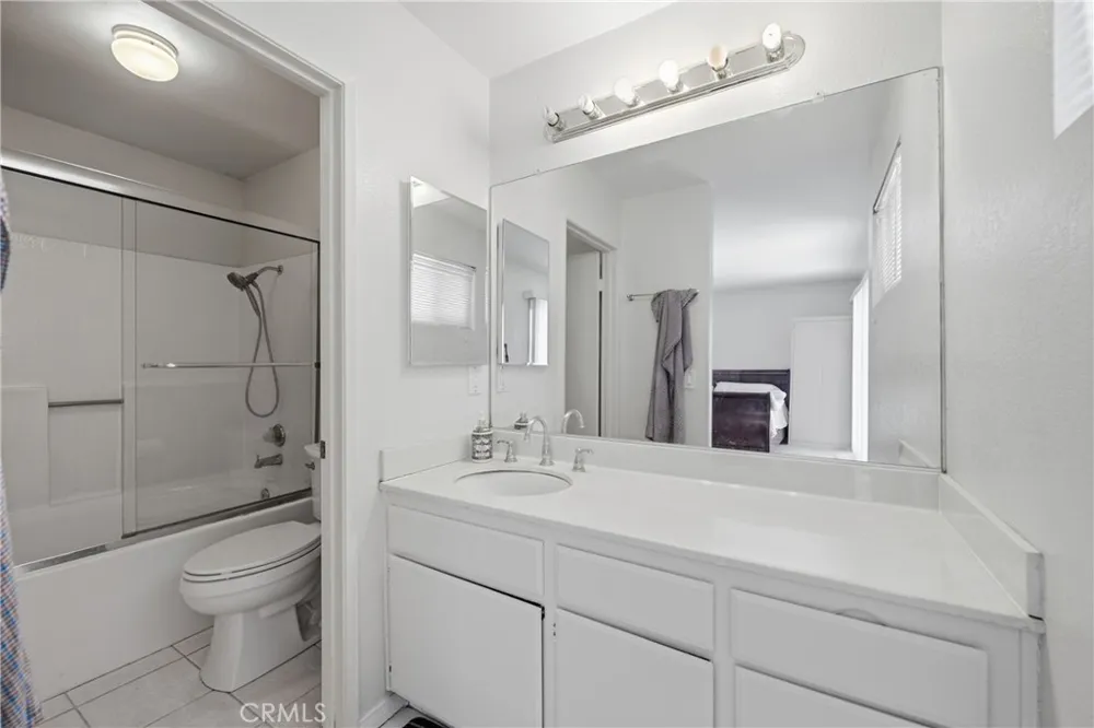 2024 Riverbirch Simi Valley, CA 93063