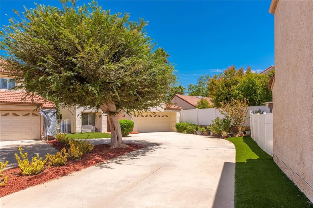 2024 Riverbirch Simi Valley, CA 93063