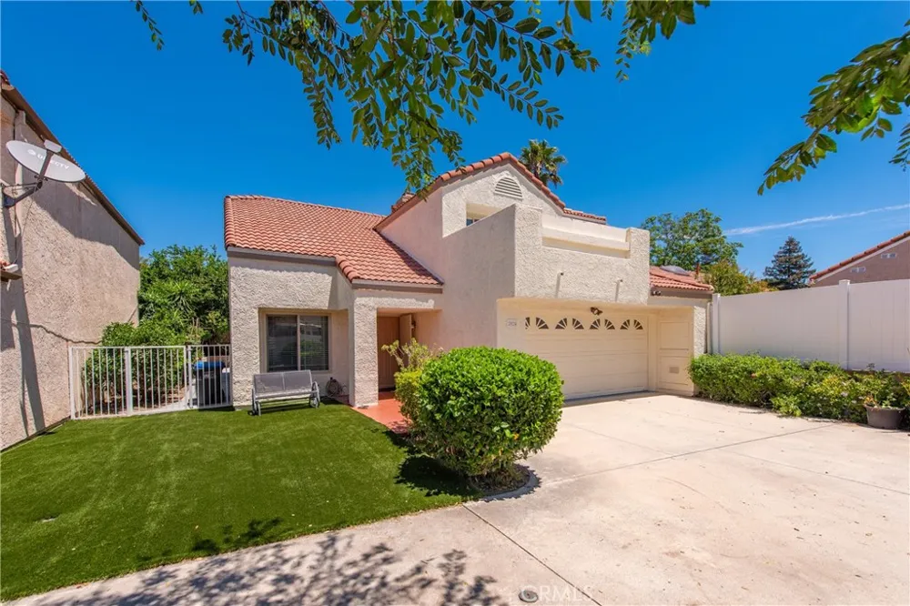 2024 Riverbirch Simi Valley, CA 93063