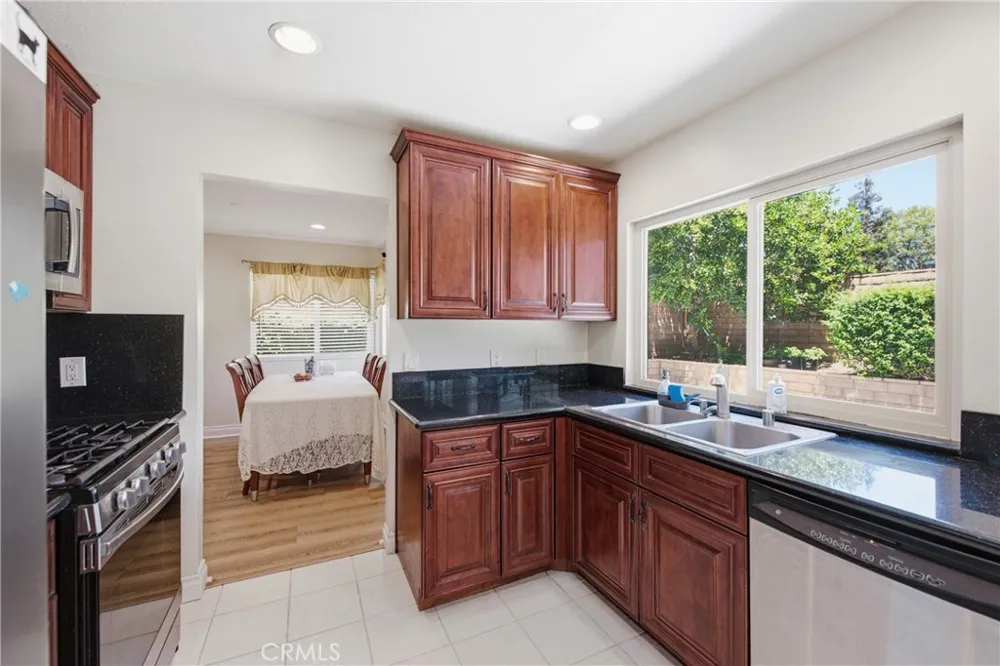 2024 Riverbirch Simi Valley, CA 93063