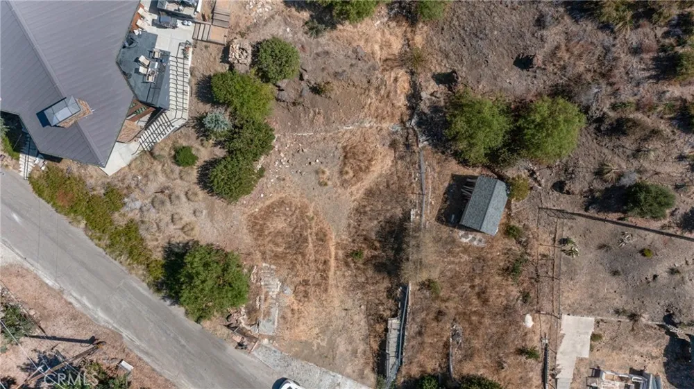 28923 Crags Agoura Hills, CA 91301