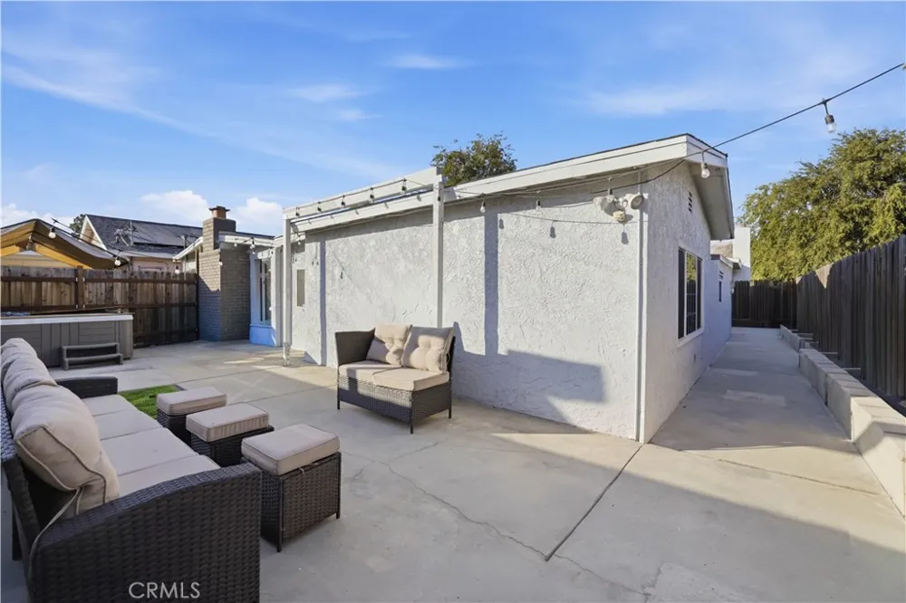 11863 Phillippi Avenue Pacoima, CA 91331