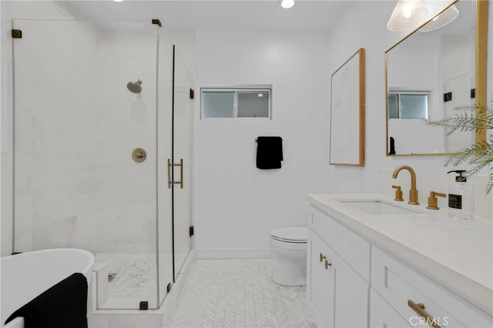 1871 Greenfield Avenue #102 Los Angeles, CA 90025
