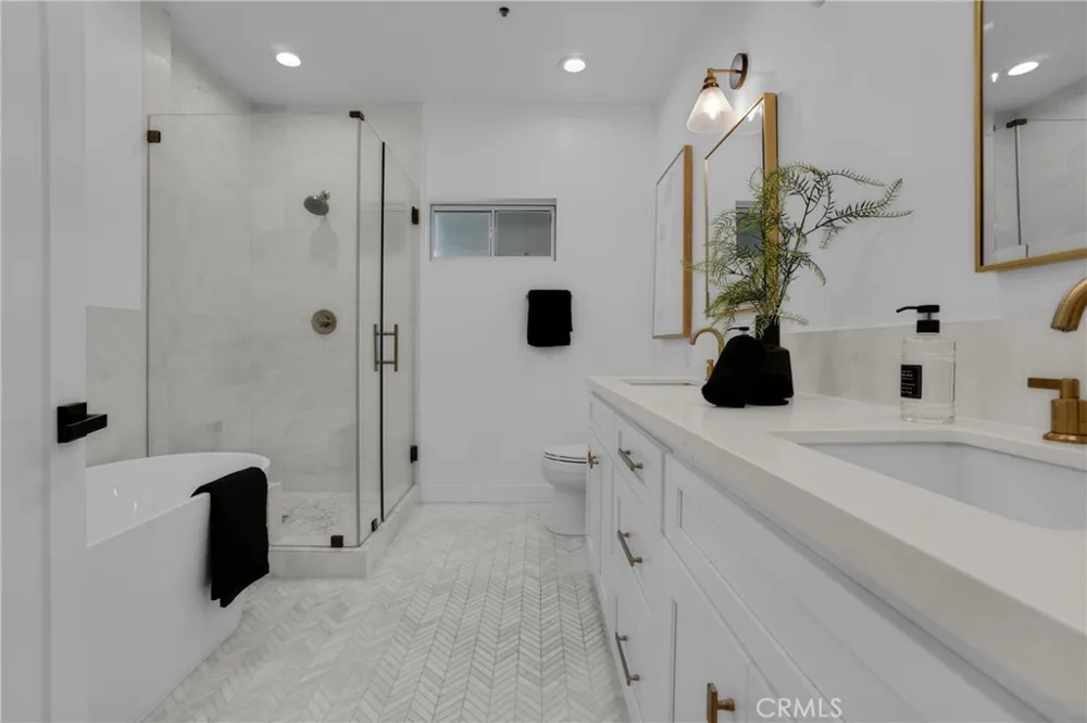 1871 Greenfield Avenue #102 Los Angeles, CA 90025