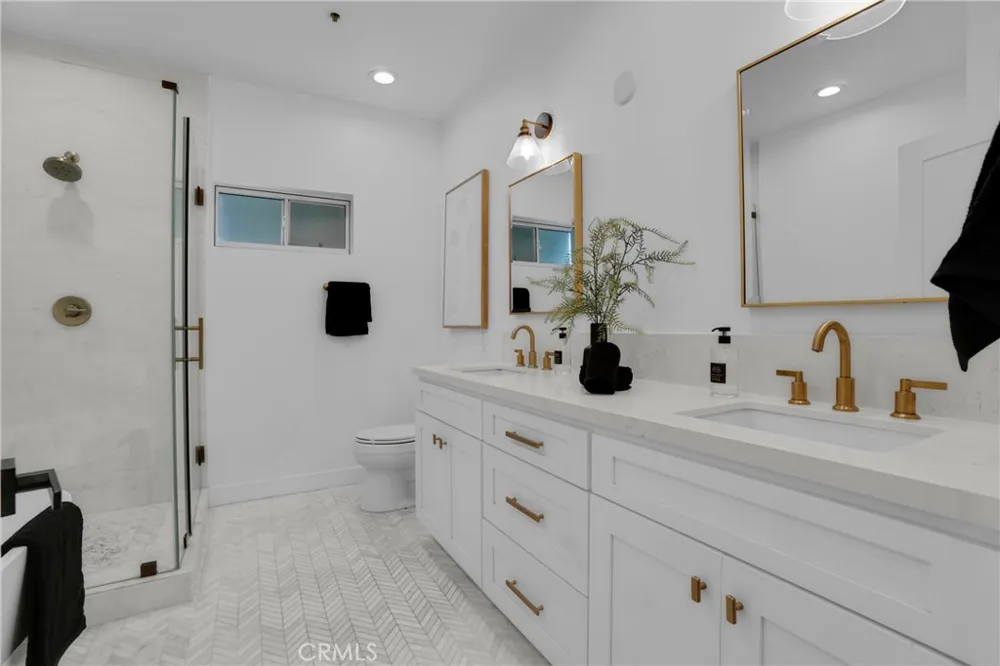 1871 Greenfield Avenue #102 Los Angeles, CA 90025