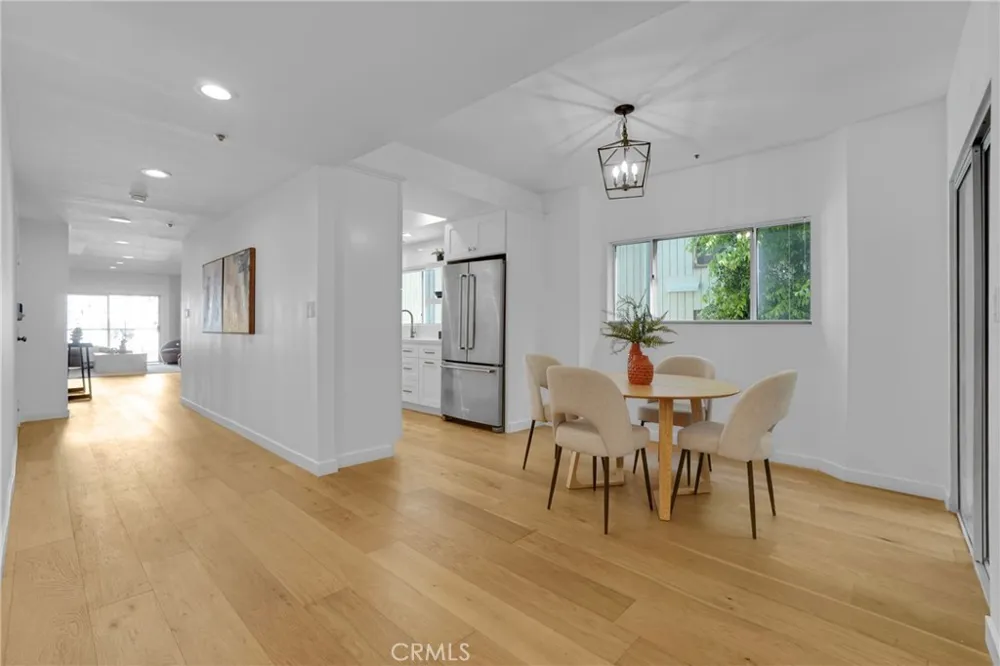 1871 Greenfield Avenue #102 Los Angeles, CA 90025