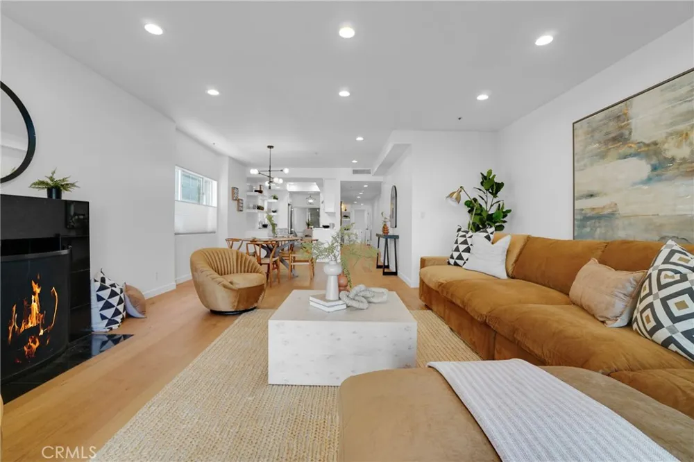 1871 Greenfield Avenue #102 Los Angeles, CA 90025