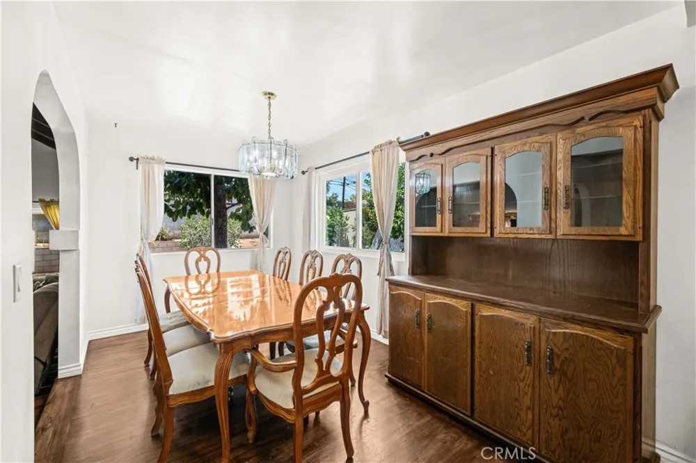 14515 Daubert San Fernando, CA 91345