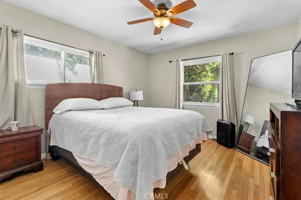 14319 Valerio Street Van Nuys, CA 91405
