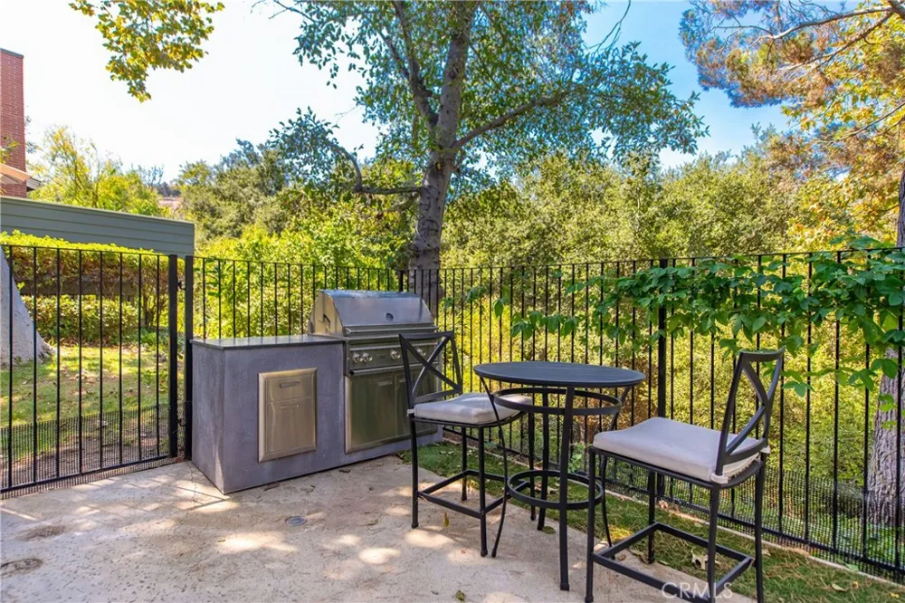 4742 Club View Westlake Village, CA 91362