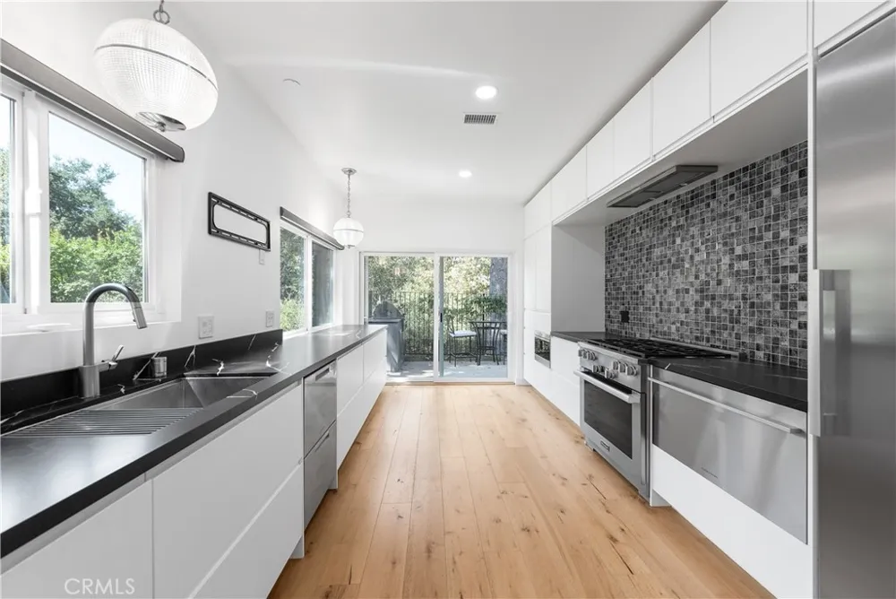4742 Club View Westlake Village, CA 91362