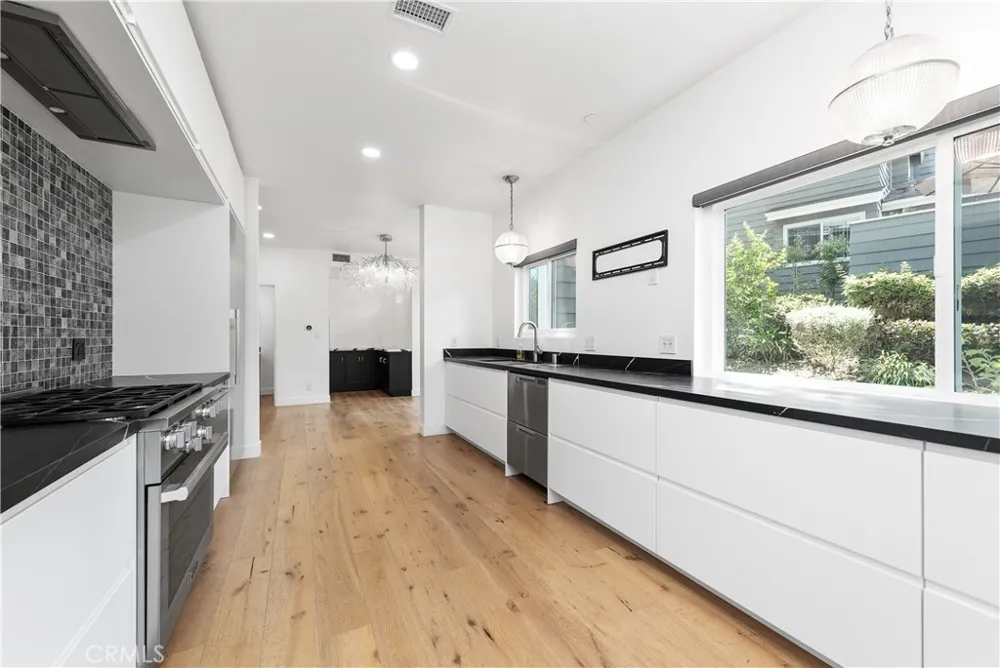 4742 Club View Westlake Village, CA 91362