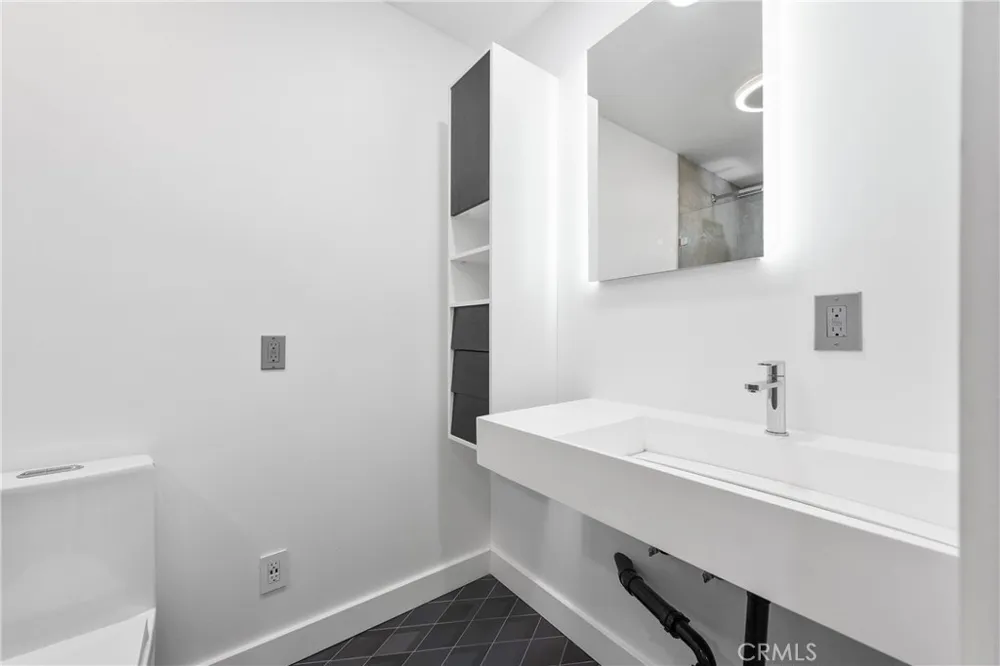 4742 Club View Westlake Village, CA 91362