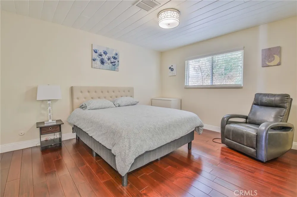 3514 Pansy Calabasas, CA 91302