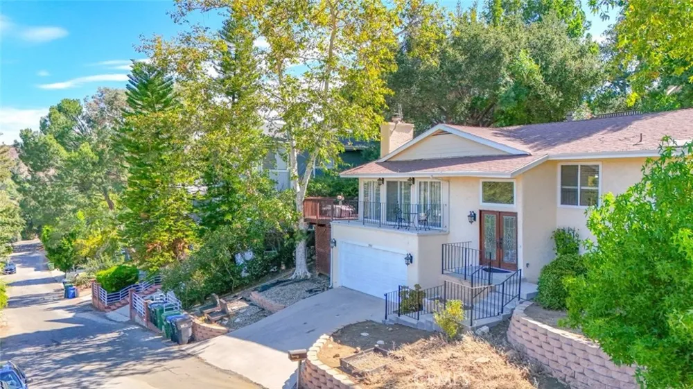3514 Pansy Calabasas, CA 91302