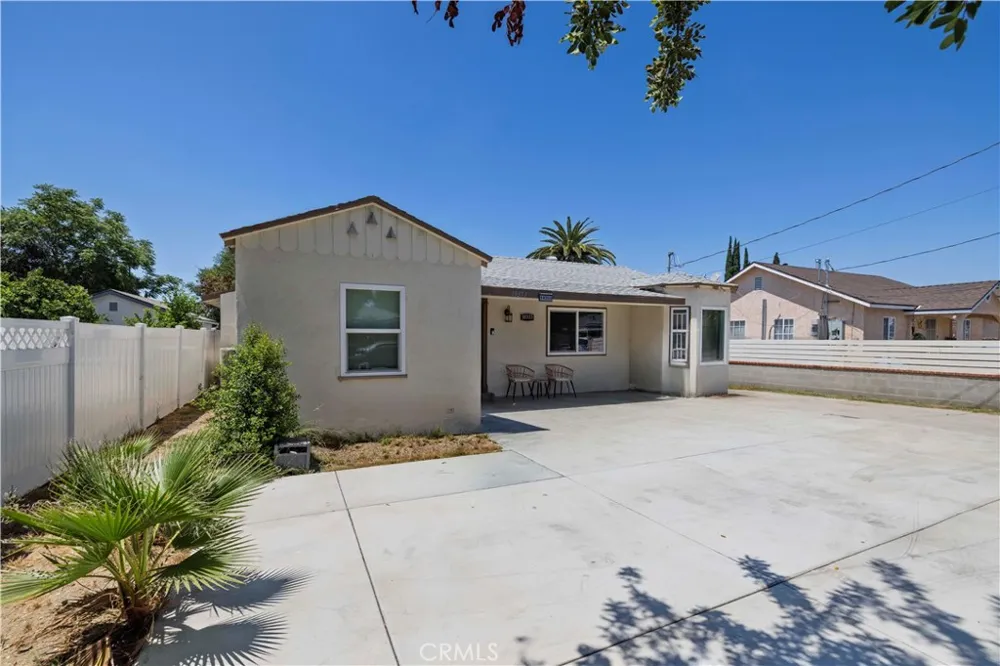 10353 Rincon Avenue Pacoima, CA 91331