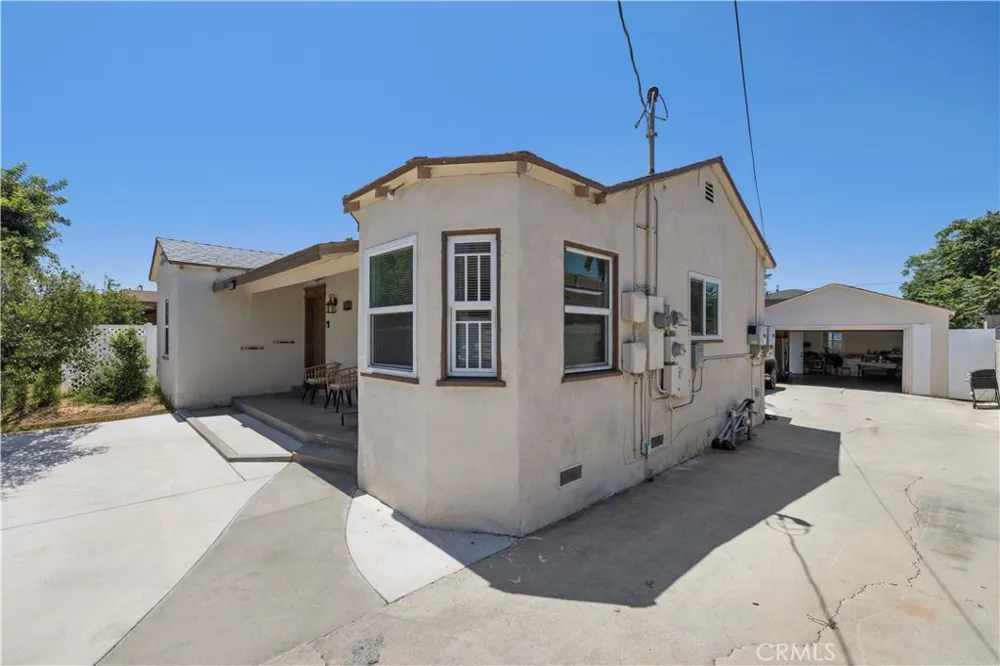 10353 Rincon Avenue Pacoima, CA 91331
