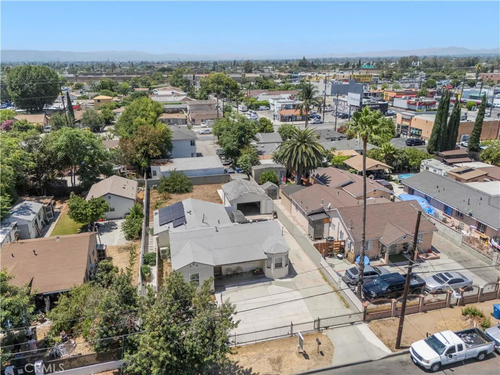 10353 Rincon Avenue Pacoima, CA 91331