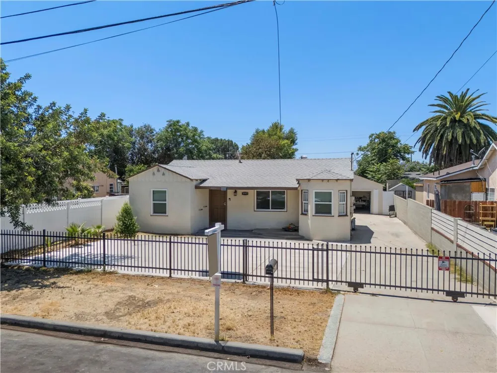 10353 Rincon Avenue Pacoima, CA 91331