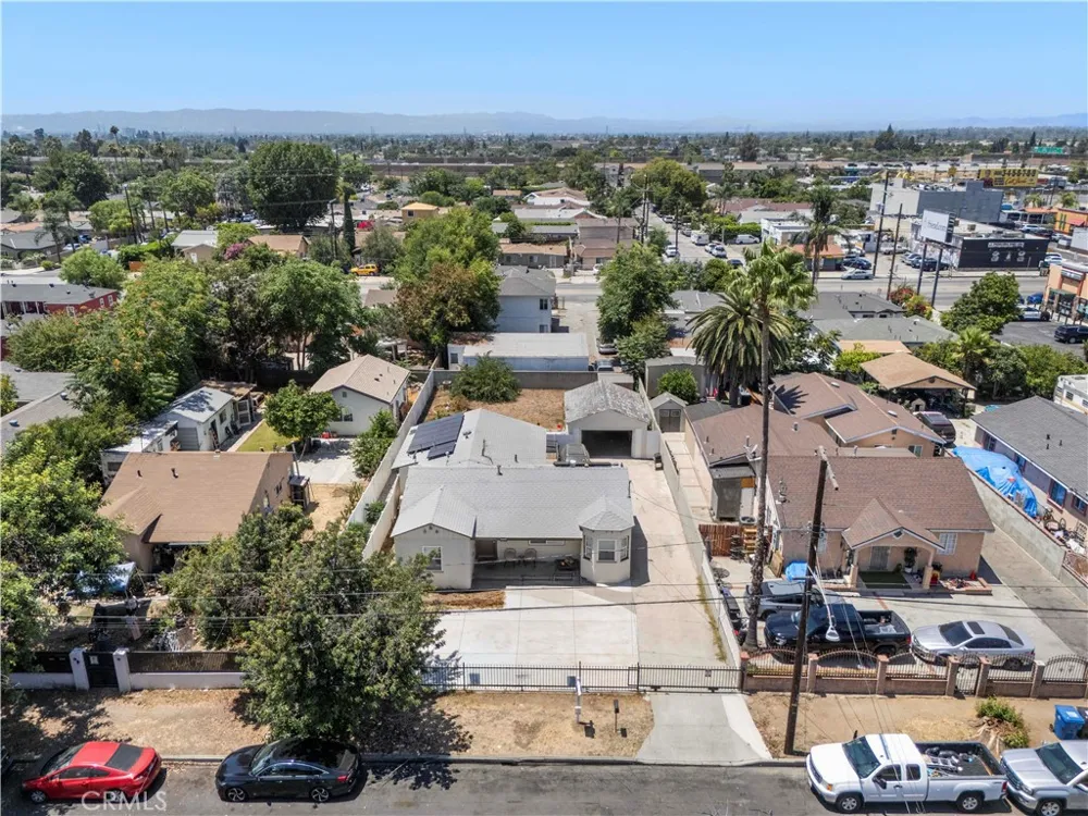 10353 Rincon Avenue Pacoima, CA 91331