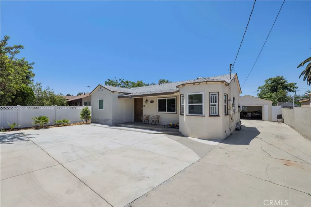 10353 Rincon Avenue Pacoima, CA 91331