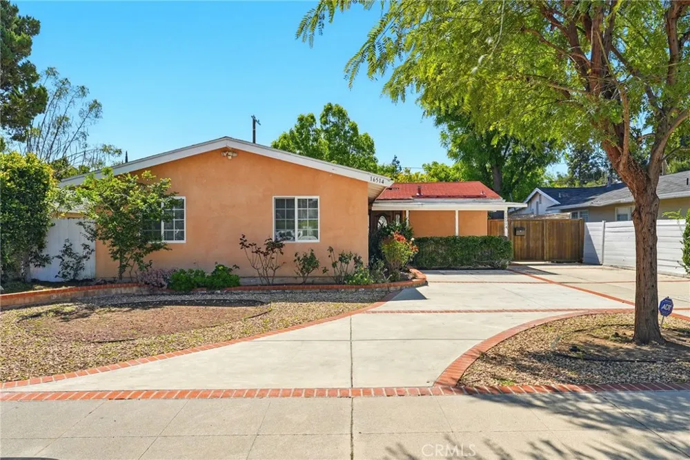 16514 Index Granada Hills, CA 91344